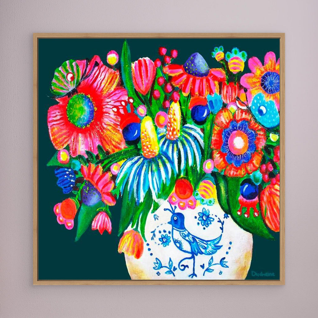 Fine art canvas print – kleurrijk expressief bloemenschilderij met Delfts blauw vaasje – Danielle Ducheine