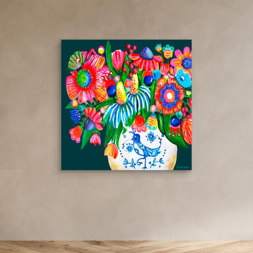 Fine art canvas print – kleurrijk expressief bloemenschilderij met Delfts blauw vaasje – Danielle Ducheine